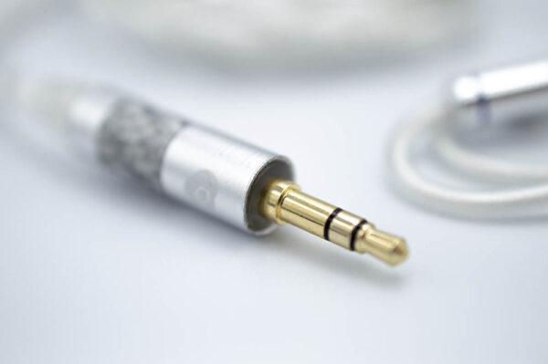 Soundz Maxima | Premium Ασημί 2-PIN cable 3.5mm - Image 2